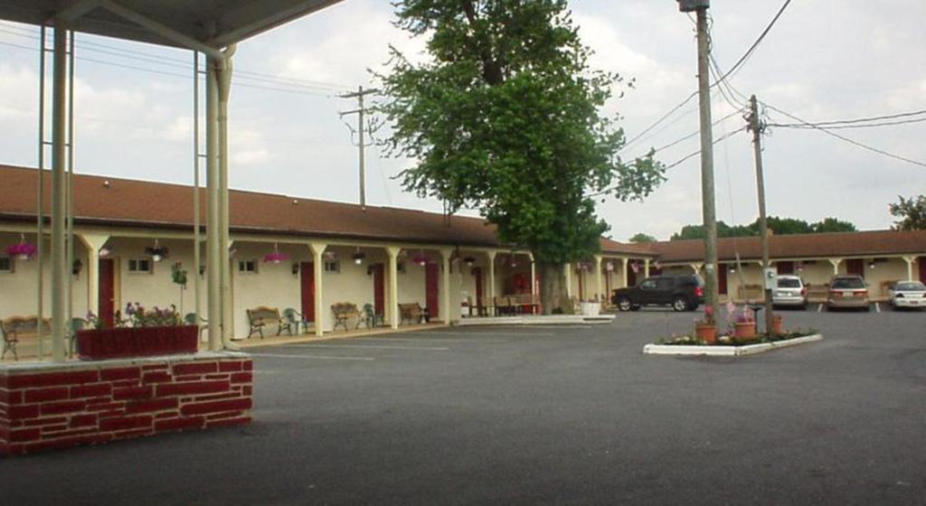 The Hollander Motel Main image 1