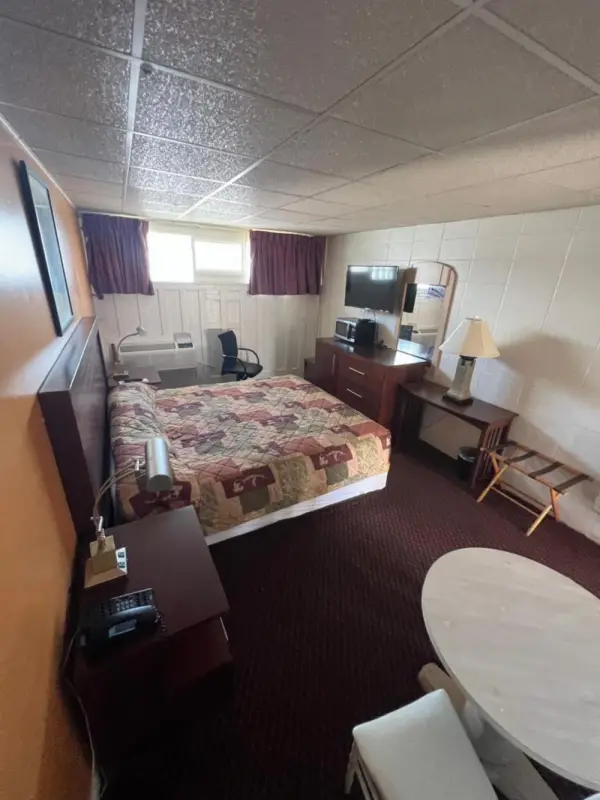 Hollander Motel 10